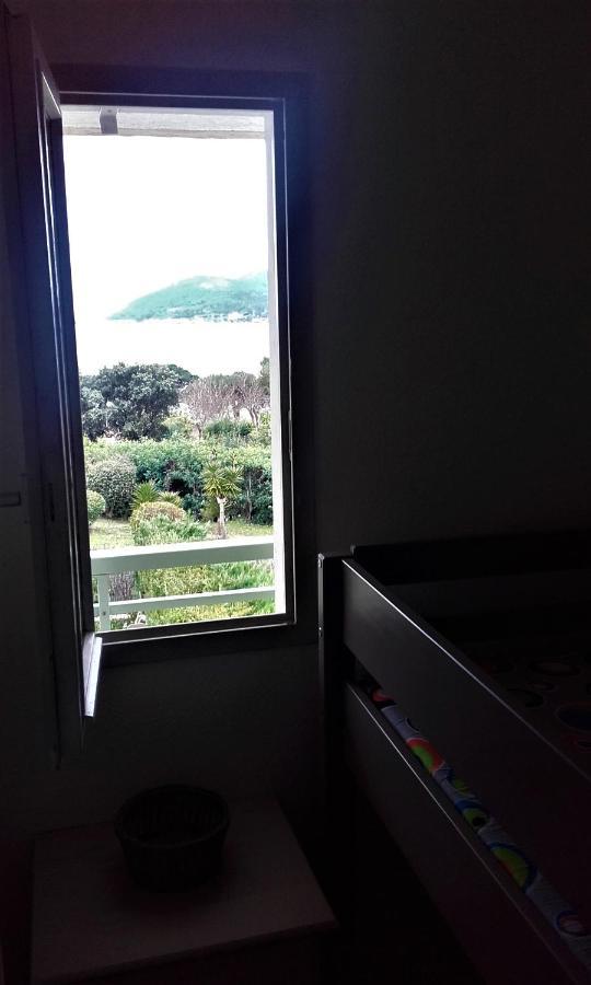 Appartement Vue Mer Piscines Parking Les Coraux Agay Plage Saint-Raphaël Buitenkant foto